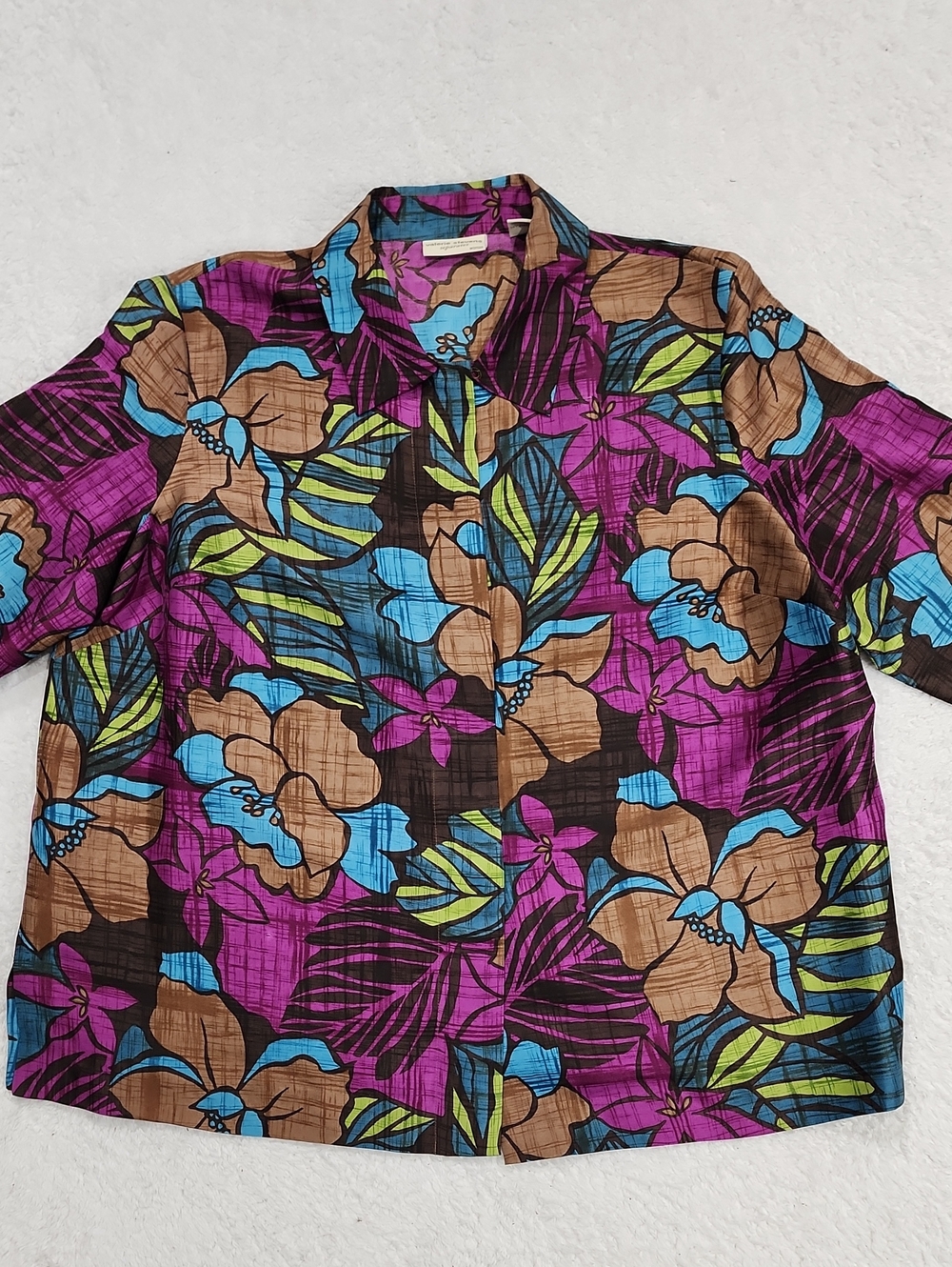Vintage Valerie Stevens 100% Silk Floral 3/4 Sleeve Button Down Top